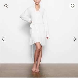 NWOT Skims Soft Lounge Robe